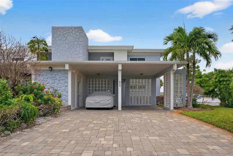 800 Madonna Blvd #1, FL