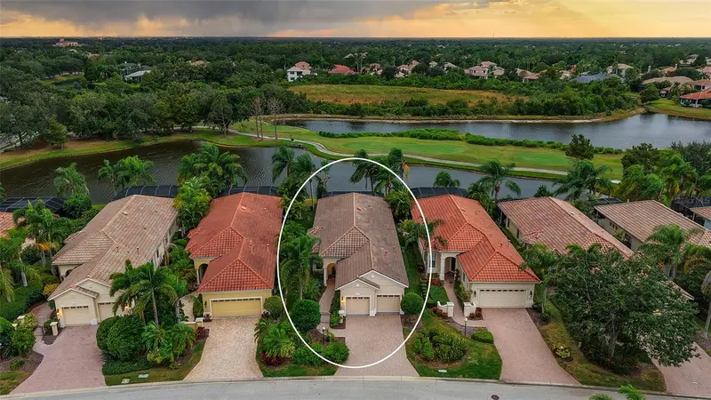 7232 Presidio Gln, FL