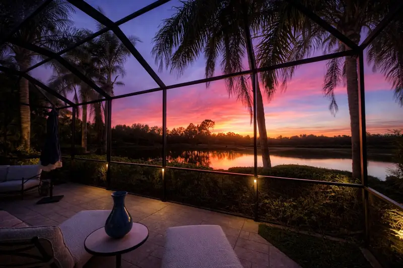 7232 Presidio Gln, FL