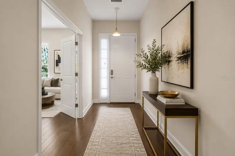 8724 Peachtree Park Ct, FL