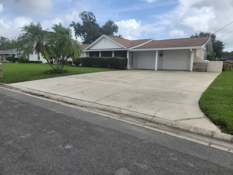 26630 Cayman Dr, FL