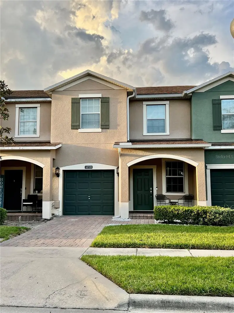 10709 Savannah Landing Cir, FL