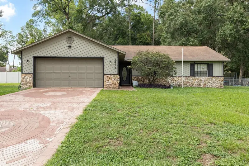3475 Ne 43rd Pl, FL
