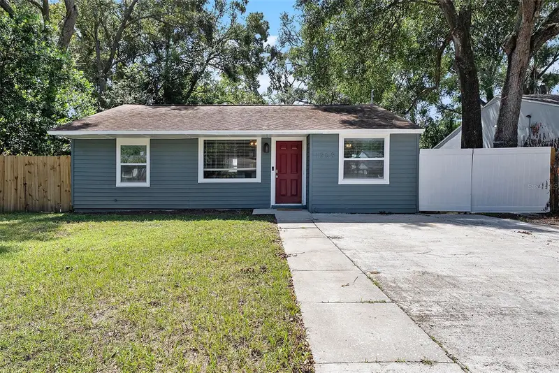 1209 E Flora St, FL