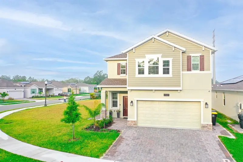 3027 Camden Way, FL