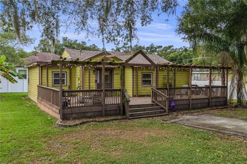 4490 Simmons Rd, FL