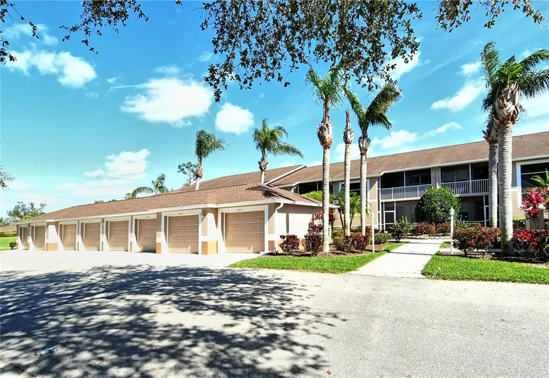 5320 Hyland Hills Ave #2222, FL