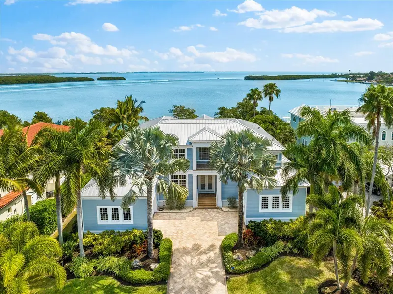 757 Hideaway Bay Dr, FL
