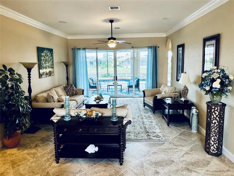 1024 San Mateo Dr, FL