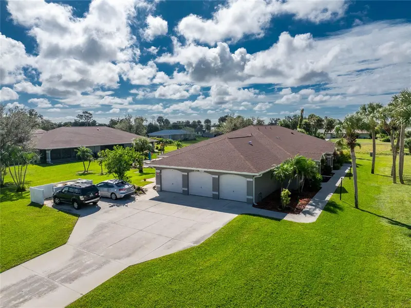 231 Rotonda Blvd W #B2, FL