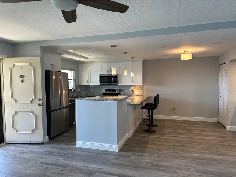 12500 Capri Cir N #401, FL