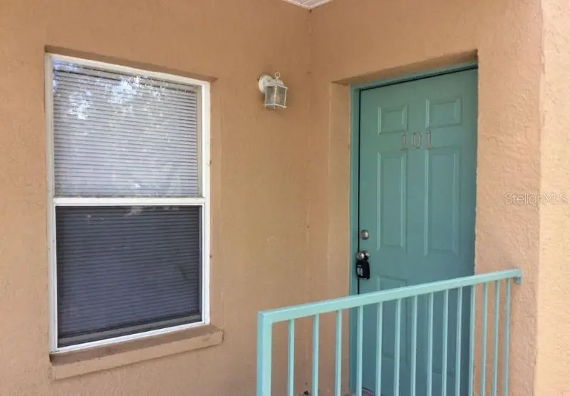 5816 Congress St #101, FL