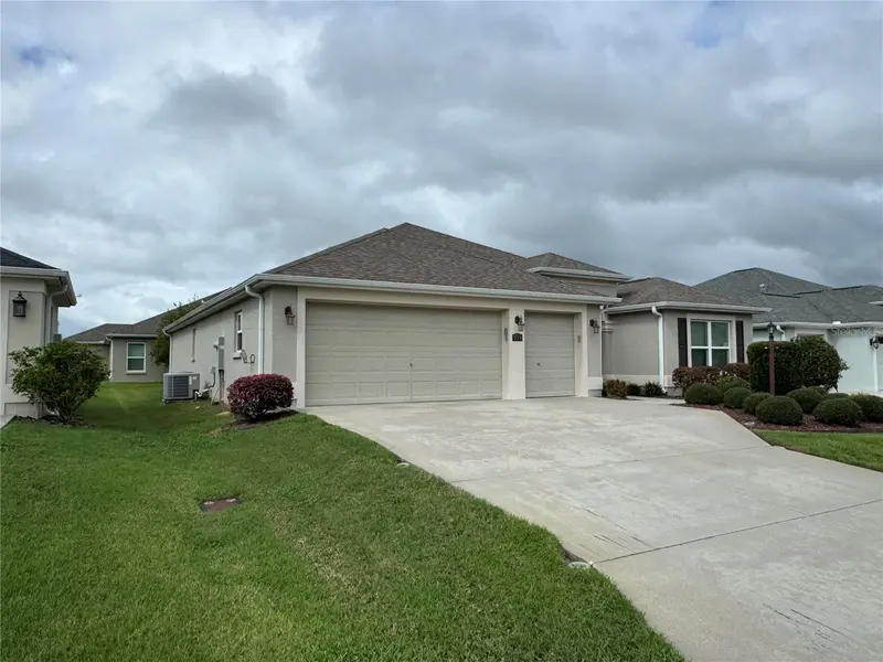 939 Koller Ct, FL