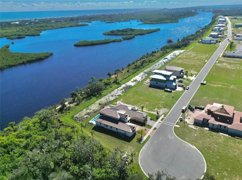 4 Coronado Rd, FL