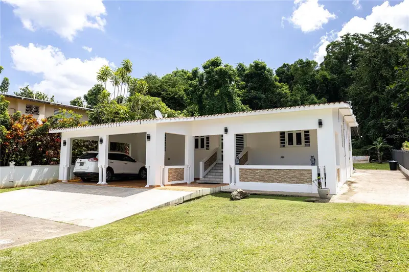 Bo. Tierras Nuevas Colinas Del Norte #Bb-1, PR