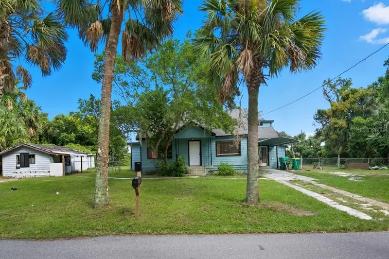 711 S Palmetto Ave, FL