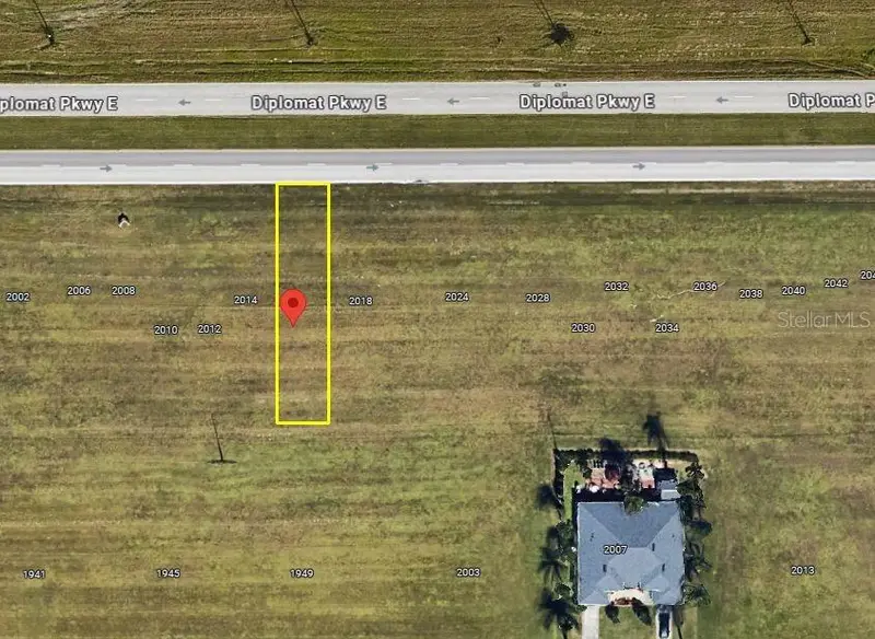 2016 Diplomat Pkwy E, FL