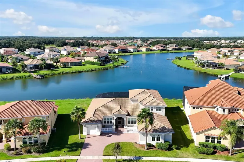 870 Spinnaker Way, FL