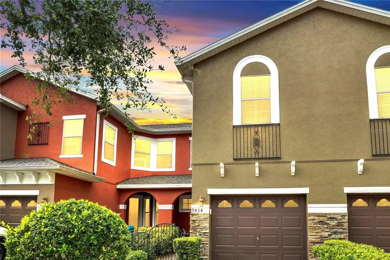 9454 Silver Buttonwood Street, FL