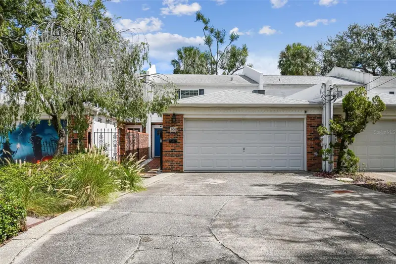 106 S Lauber Way, FL