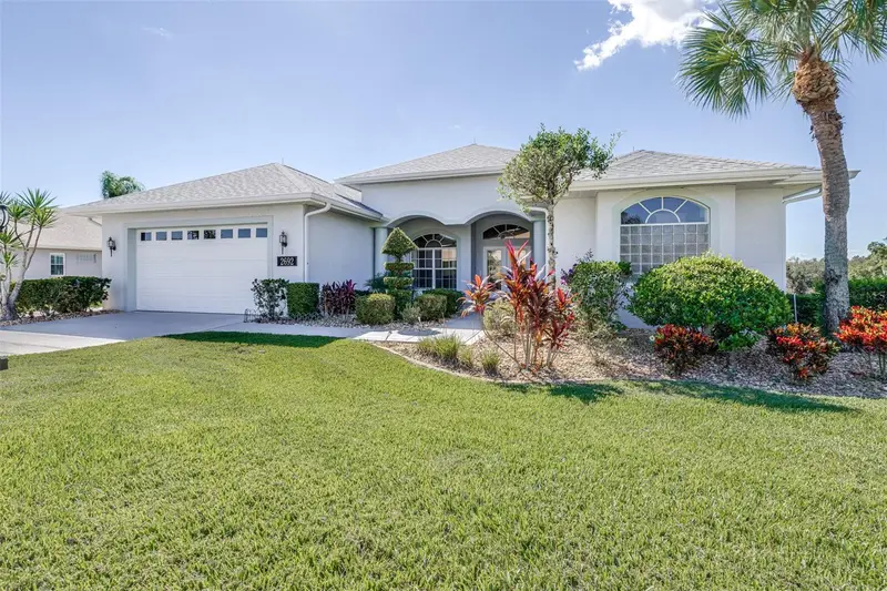 2692 Huntington Hills Dr, FL