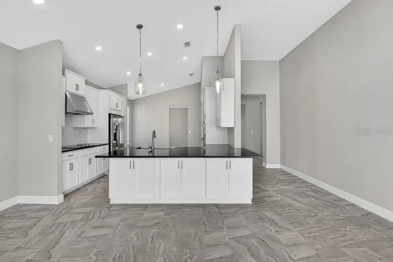 39 Oconee Dr, FL