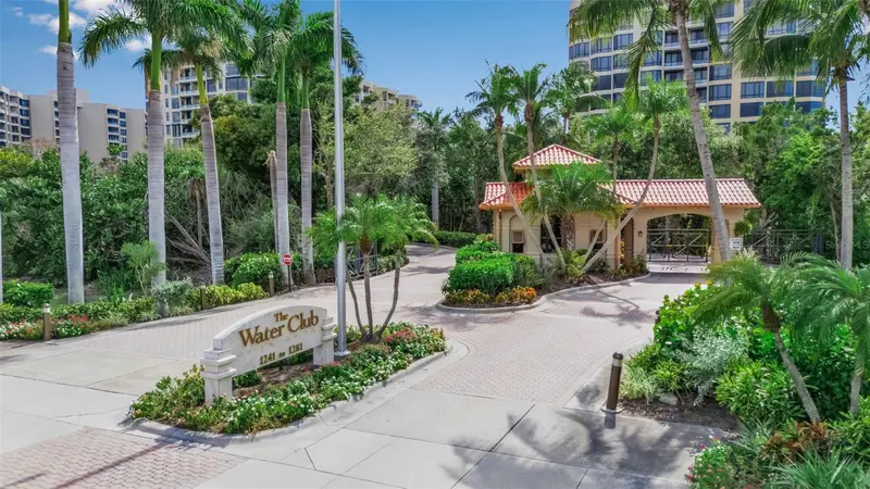 1241 Gulf Of Mexico Dr #109, FL