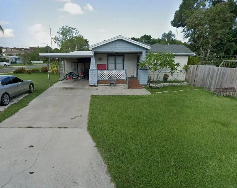 6500 Hobson St Ne, FL