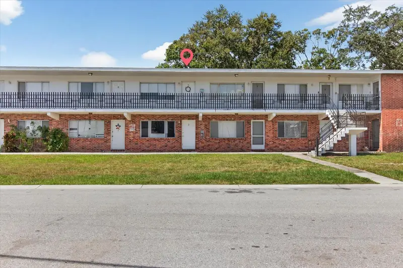 224 Waverly Way #9, FL
