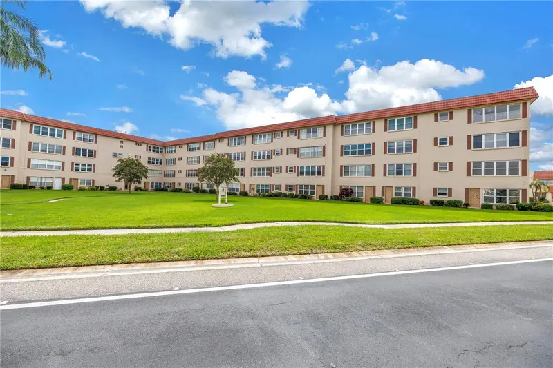9950 62nd Ter N #209, FL