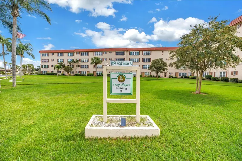 9950 62nd Ter N #209, FL