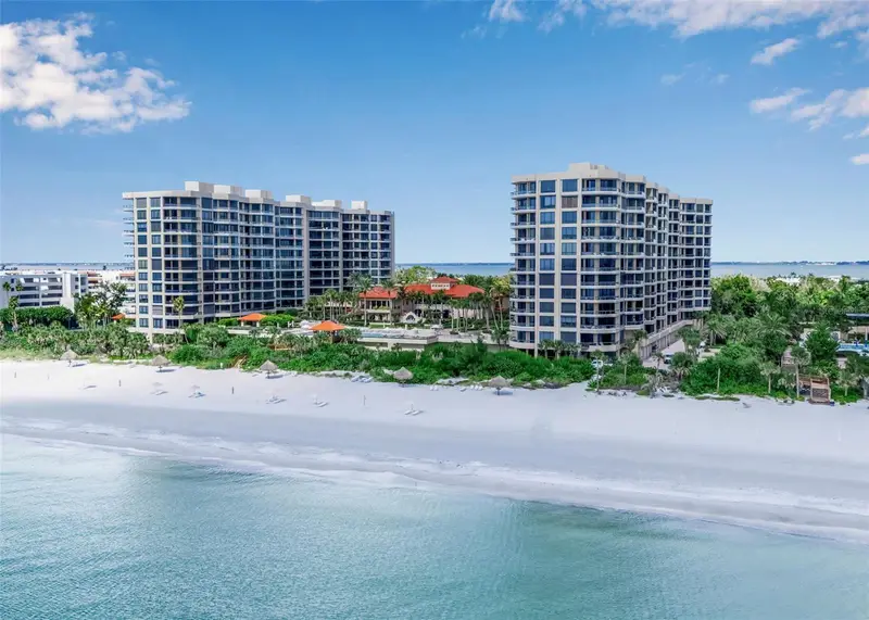 1241 Gulf Of Mexico Dr #803, FL