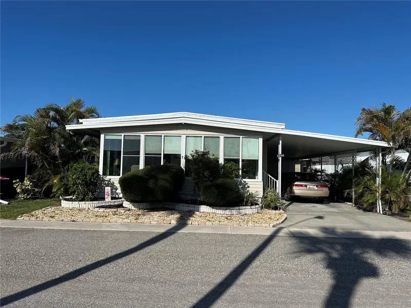 5800 Forsythia Rd, FL