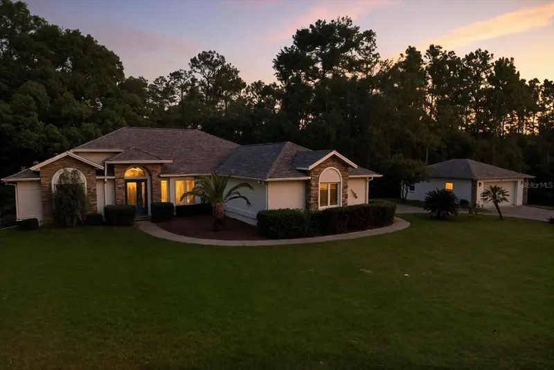 2888 W Verbena Pl, FL
