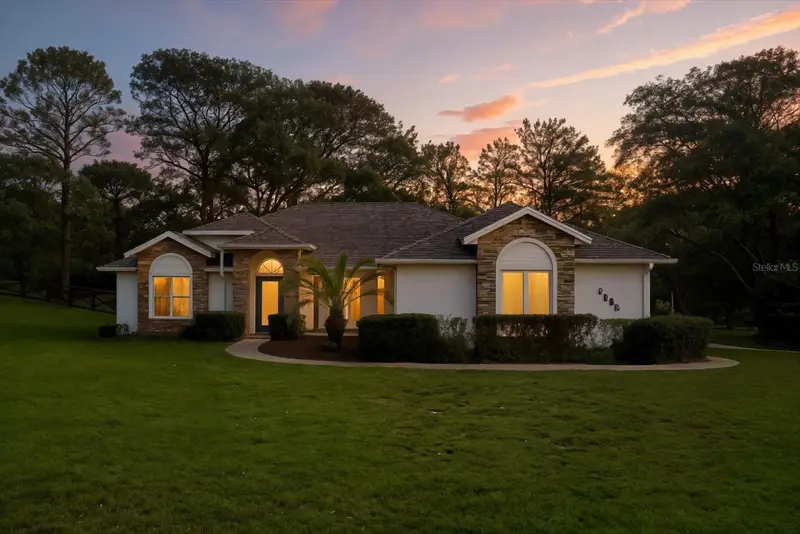 2888 W Verbena Pl, FL