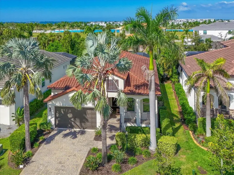 6220 Champions Row St, FL