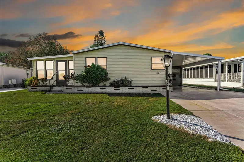 521 San Clemente Cir, FL