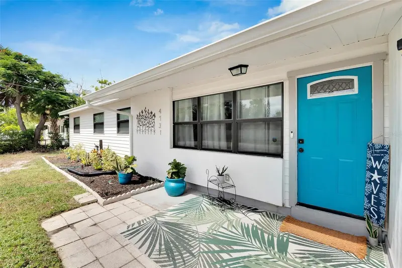 4731 W Montgomery Ave, FL