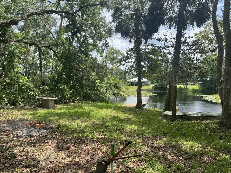 1135 N Jackadee Pt, FL