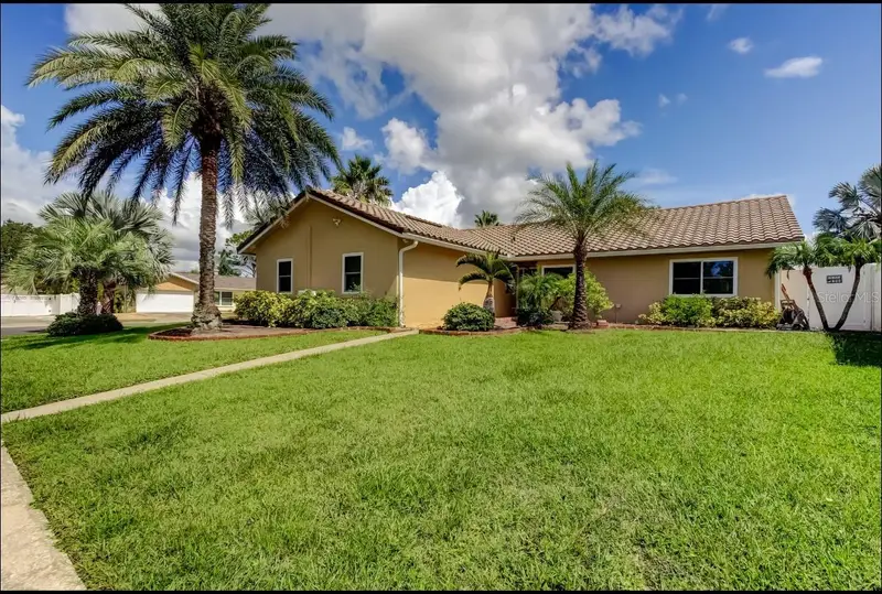 4831 Blue Jay Cir, FL