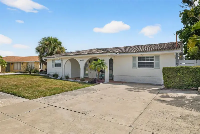 5312 Flora Ave, FL