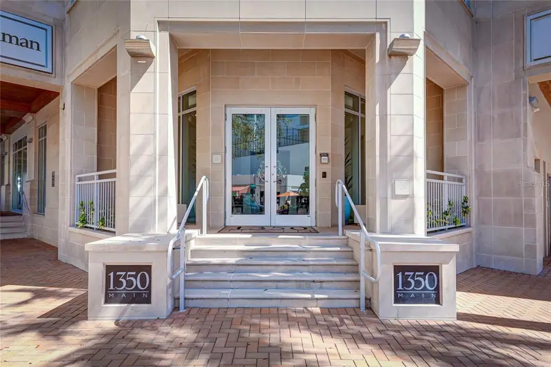 1350 Main St #1501, FL