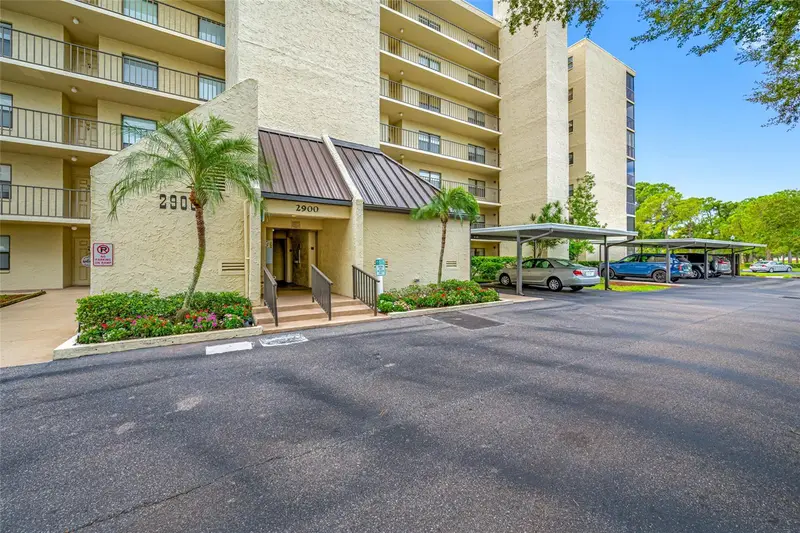 2900 Cove Cay Dr #6f, FL