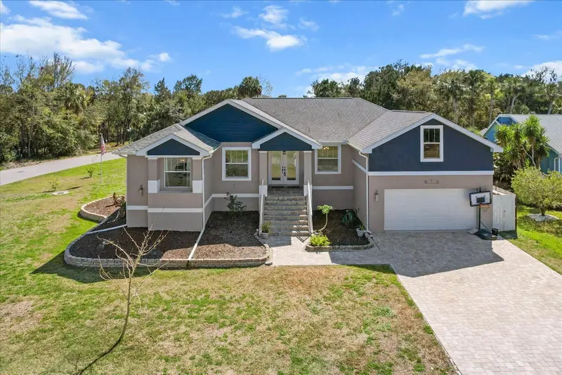 11752 W Valley Spring Ln, FL