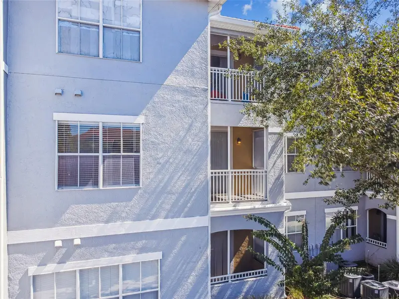 18001 Richmond Place Dr #1223, FL