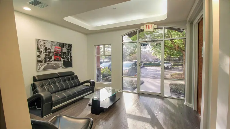 8865 Commodity Cir #203, FL