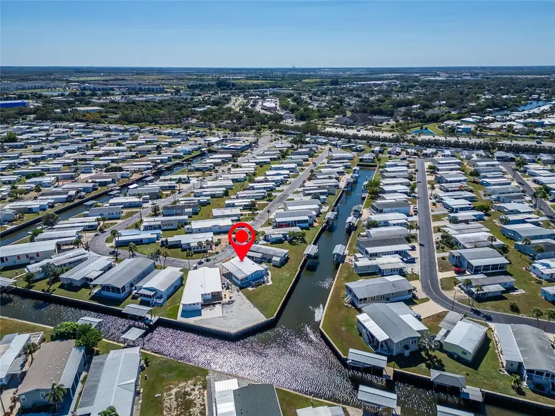 126 W Saint Johns Way, FL