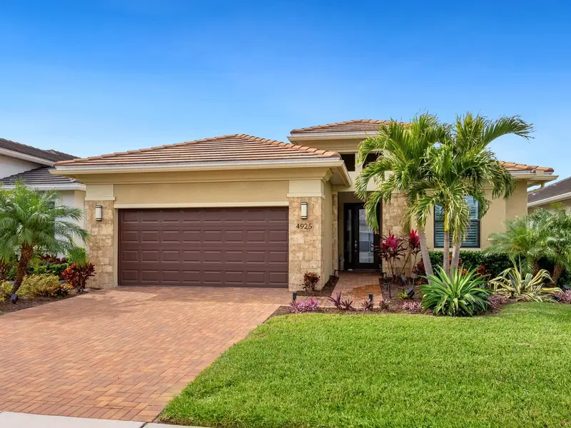 4925 Surfside Cir, FL