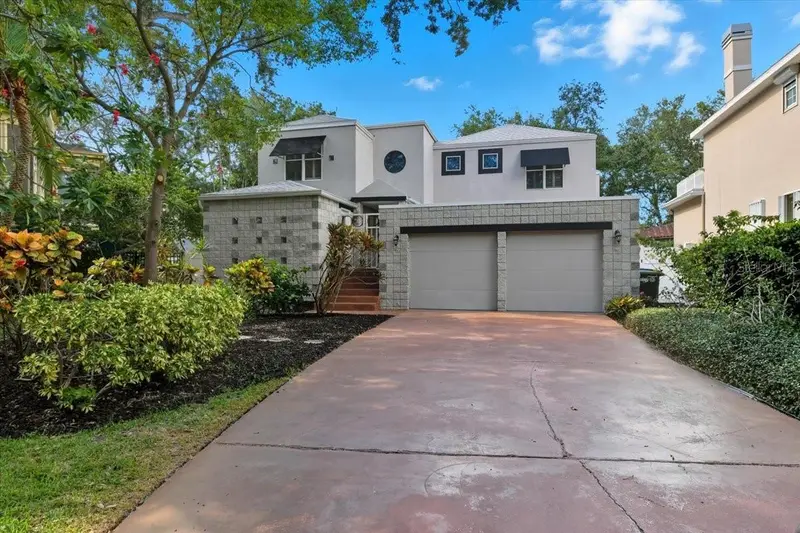 2713 Chambray Ln, FL