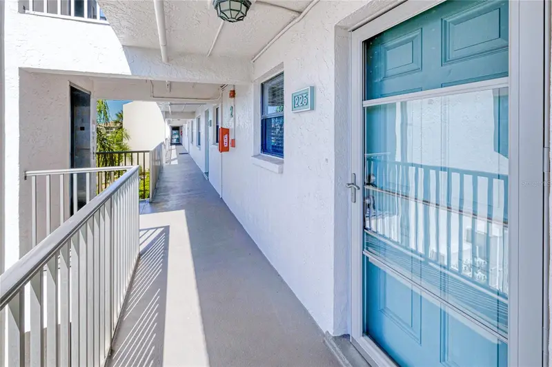 175 Kings Hwy #225 (B5), FL